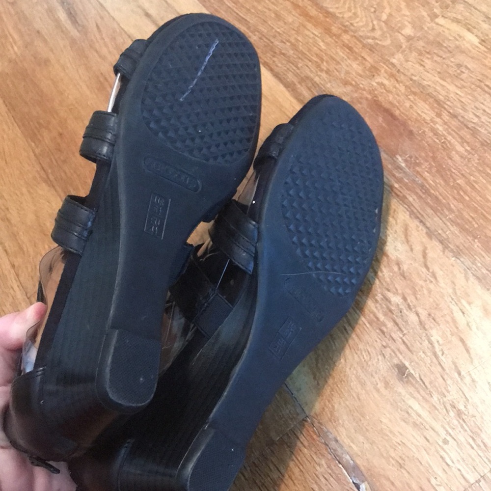 Aerosoles yetiquette black leather gladiator sandal - Picture 7 of 11